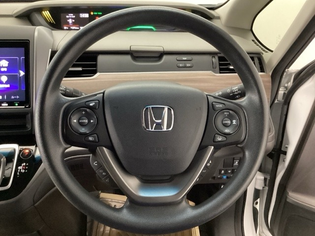 フリード1.5 ハイブリッド G