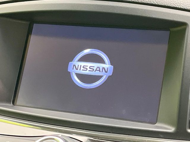 �y���[�J�[�����i�r�z�C���e���A�ɗn�����ރX�^�C���b�V���ȁu��p�݌v�v���[�J�[�i�r�𑕔��􎋔F���⑀�쐫�ȂǊ�{���\�ɂ��D��A���㎿�ȃJ�[���C�t�����y���݂��������܂��B