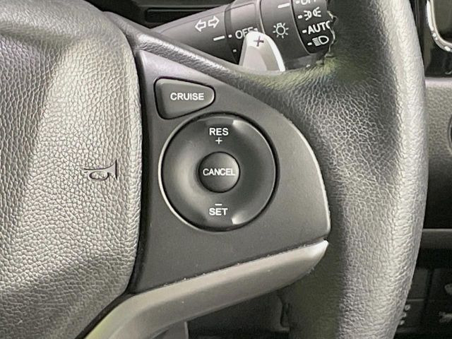 �y�N���[�Y�R���g���[���z�������H�����N���N���s�B�A�N�Z���𗣂��Ă���葬�x�ő��s���ł��A�������^�]���̕��S���y��!�����E�������ȒP�ȃX�C�b�`����Œ����ł��܂��B