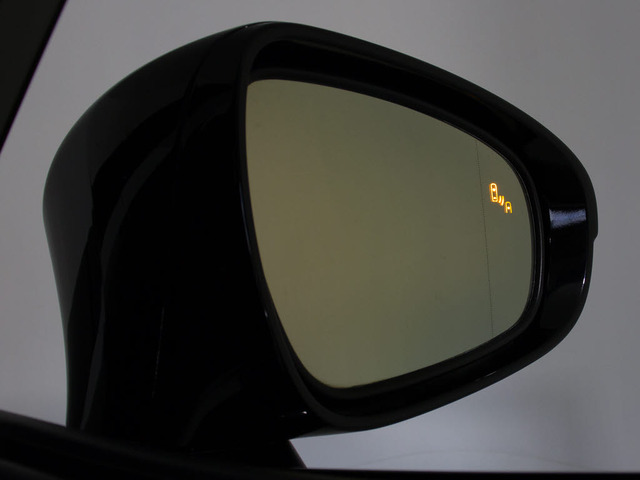 ブラインドスポットモニターBSM!後方の死角も音波システムにてサポート致します!!