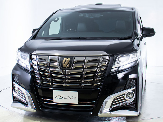 ★フロントビュー★グリル交換、エアロ取り付け等、カスタムもお任せください!