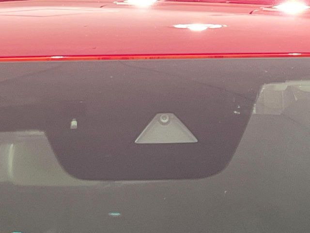 �y�A�h�o���X�g�X�}�[�g�u���[�L�T�|�[�g�z���s���ɑO���̎ԗ�����F�����A�Փ˂������Ȏ��͌x��ƃu���[�L�ŏՓˉ���Ɣ�Q�y�����A�V�X�g�B�����S�Ƀh���C�u�����y���݂��������܂��B