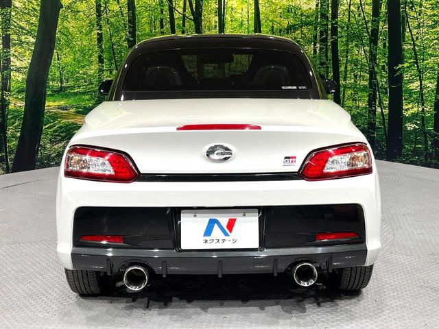 安心の最長10年・走行無制限保証(有償)をご用意。保証内容も充実はもちろん、無料点検&オイル交換や、年中無休の全国・24時間ロードサービスも付帯されておりますのでご安心下さい。