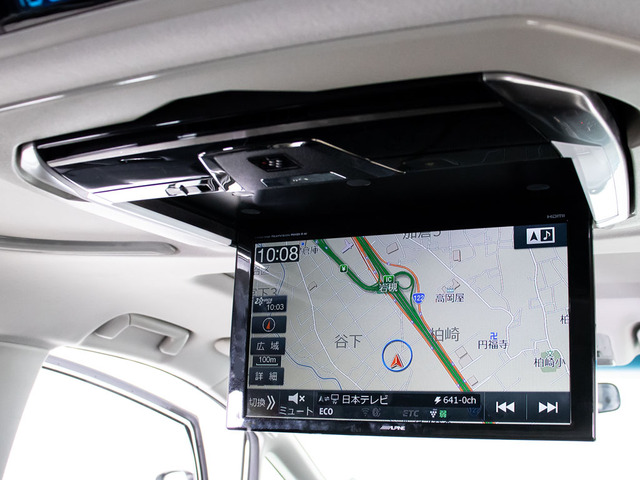 ★フリップダウンモニター★後席の方もDVD等をお楽しみいただけます!