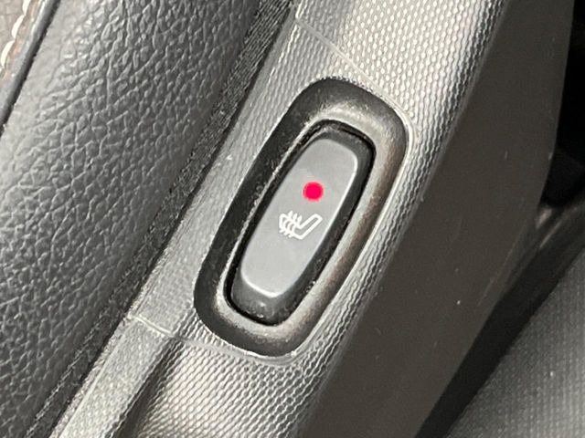 ���t�����g�V�[�g�q�[�e�B���O:�^�]�ȁE����ȋ��ɎO�i�K�Œ��߂��\�ȃV�[�g�q�[�^�[�𑕔����Ă���܂��B�G�߂��킸���K�ɂ��g�p���������܂��B