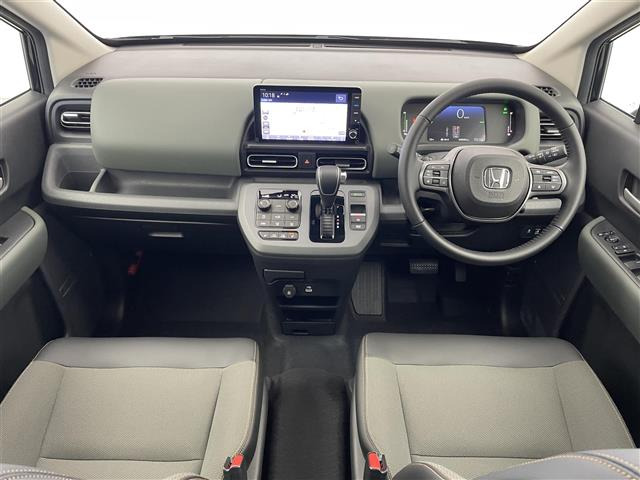 フリード1.5 e:HEV クロスター