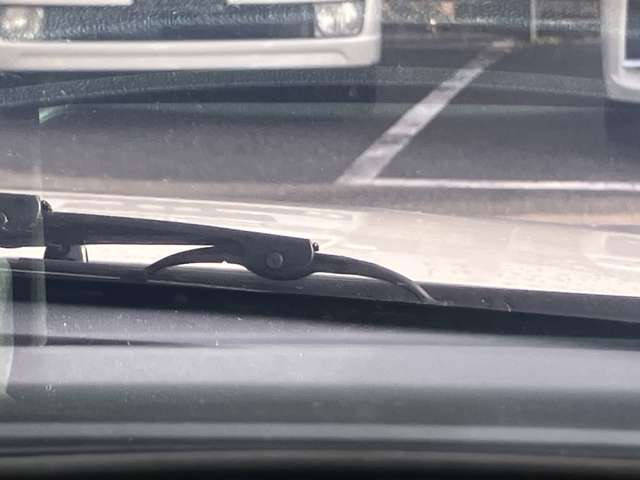 ���w�b�h�A�b�v�f�B�X�v���C���𑕔�!!�^�]�Ȃ̑O���Ƀf�B�X�v���C��ݒu���Ďԑ�/�V�t�g�ʒu�Ȃǂ̏���x���\�����ăh���C�o�[�ɂ��m�点���Ă���܂�!