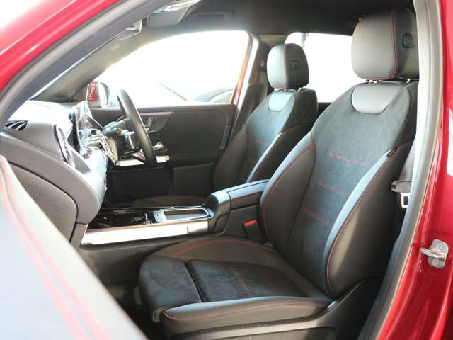 GLBGLB200d 4マチック AMGラインパッケージ 4WD