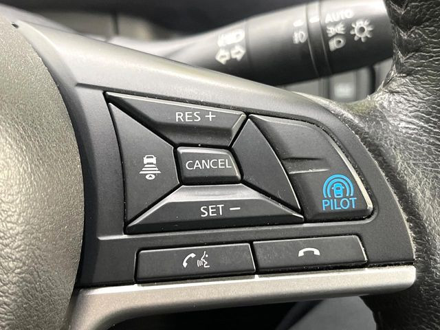 �y�v���p�C���b�g�z�������H�ł̒��������s���y��!!�a�؎��Ə��񑖍s�̃V�[���ŁA�A�N�Z���E�u���[�L�E�X�e�A�����O�������Ő��䂵�A�������^�]�̕��S���y�����Ă���܂���