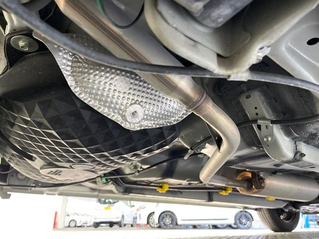 下回りがきれいなうちに、防錆加工の施工がオススメ。降雪地域はもちろん、沿岸部にお住いの方や、趣味でマリン・ウィンタースポーツをされる方にご好評いただいております。