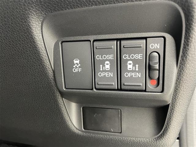 フリード1.5 e:HEV クロスター