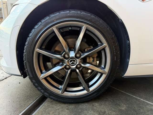 ����17�C���`AW������ �O��^�C���T�C�Y205/45ZR17