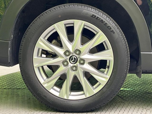 �y����19�C���`�A���~�z�C�[���z�O�ςɃ}�b�`���������A���~�z�C�[���𑕒����Ă���܂��B�e��ЊO�A���~�z�C�[����A�X�^�b�h���X�^�C�����戵�����Ă���܂��B���񂲑��k����������