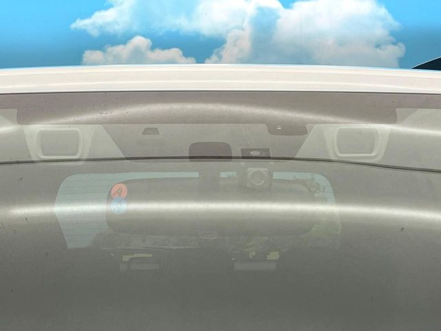 �y�A�C�T�C�gVer3�z�O���̎ԗ��������m���A�Փ˂������Ȏ��͌x��Œ��ӂ𑣂��A�u���[�L�𓥂ޗ͂��T�|�[�g�B�u���[�L�𓥂߂Ȃ������ꍇ�͏Փ˔�Q�y���u���[�L���쓮�A�Փˉ�����T�|�[�g���܂��B