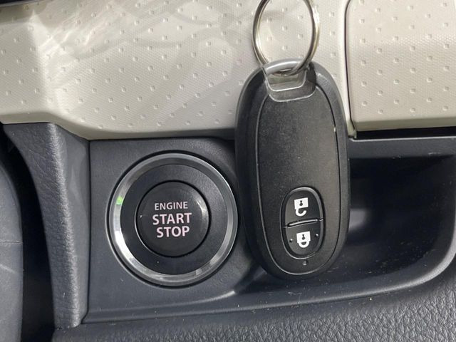 �y�L�[���X�X�^�[�g�V�X�e���z�J�o����|�P�b�g�ɓ��ꂽ�܂܂ł��h�A�̎{���E�������\�ȃX�}�[�g�L�[�𑕔��B�G���W���̃I���E�I�t�����J�M�����o���K�v����������Ƃ��Ă��֗��ł���