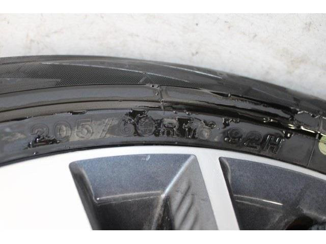 ���Ǝҗl�ւ̔̔��͂��f�肳���Ă��������܂��B �Ԍ������ԗ��̏ꍇ�́A�Ԍ����擾�������x�������z�ŕ\�����Ă���܂��B