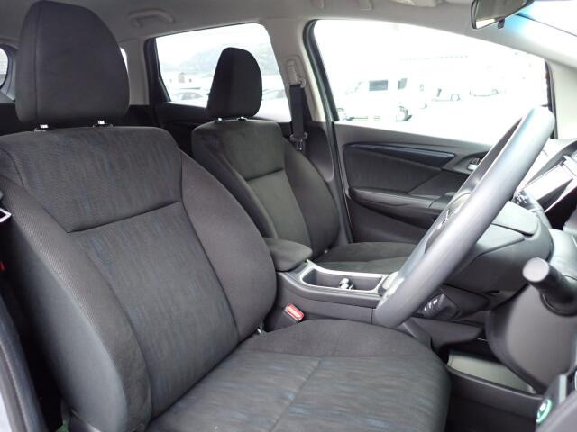 �t�����g�V�[�g�A��ԗǍD�ň��S�ł��B�傫�ȉ�����Ȃ����S�ł�