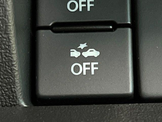 �y�X�Y�L �Z�[�t�e�B�T�|�[�g�z���s���ɑO���̎ԗ�����F�����A�Փ˂������Ȏ��͌x��ƃu���[�L�ŏՓˉ���Ɣ�Q�y�����A�V�X�g�B�����S�Ƀh���C�u�����y���݂��������܂��B