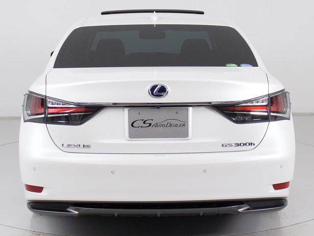 クリアランスソナーが付いています!フロント&リアにセンサーがあり、障害物に近づくと警告音が鳴りドライバーへお知らせ!すごく便利な人気装備です!!