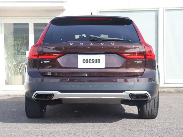 ���s�^�G���W���ɂ̓{���{�̔F�؂��擾����MOTUL�̍����I�C��SPECIFIC RBS0-2AE(0W-20)���g�p���܂��B