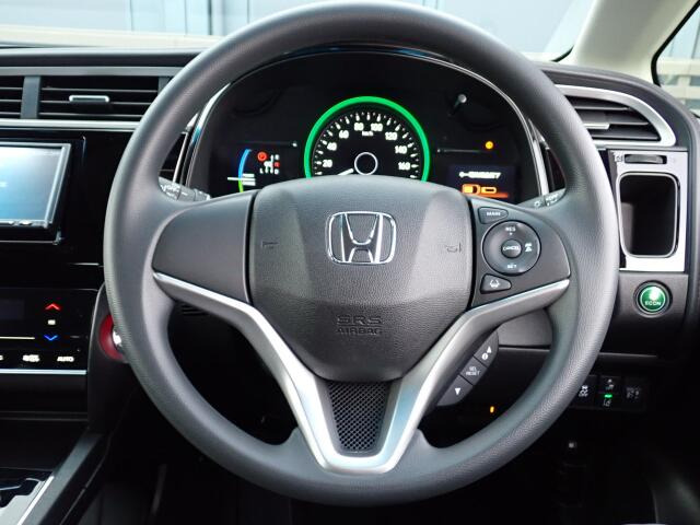 �X�e�A�����O�͂ƂĂ����ꂢ�ȏ�Ԃł���