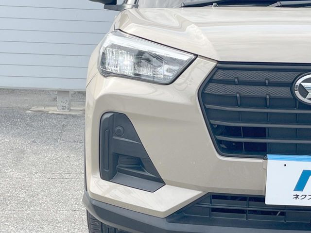 �yLED�w�b�h���C�g�z���V����ԑ��s�����ǍD�Ȏ��E���m�ۂ����S���ĉ^�]�ł��鍂�P�xLED�w�b�h���C�g�𑕔�!�_�����x�������A����d�͂��}�����Ă��܂��B