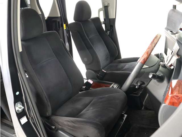 �ǉ��̂��ʐ^�⓮��ȂǁA���[����LINE�ł�����ł��܂�!�C�ɂȂ�_������΂ǂ�Ȃ��Ƃł����X�^�b�t�܂ł��\���t�������������v���ɂ��Ή������Ē����܂�!