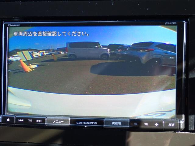 �o�b�N�J�����������Ă���܂��B���Ԏ��ɑ�ϖ��ɗ����܂�������Ԃ����ȕ��ɂ��֗��@�\�ł���