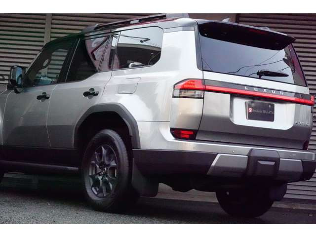 ���ꕶ��LED�e�[�����C�g�E���A�v���C�o�V�[�K���X�yOVERTRAIL+�W�������z�������A�o���p�[���[��(�u���b�N)�E�Z���^�[�v���e�N�V����