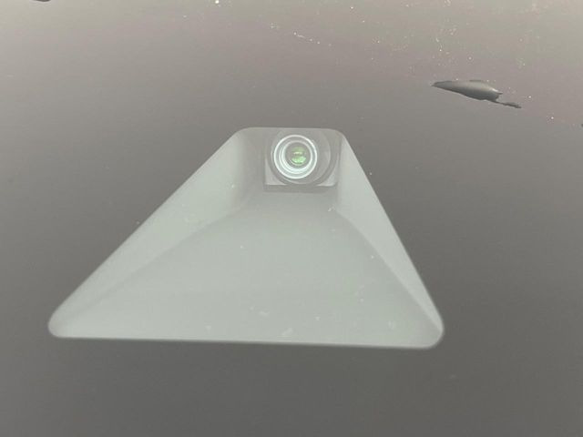 �y�O�He-Assist�z���s���ɑO���̎ԗ�����F�����A�Փ˂������Ȏ��͌x��ƃu���[�L�ŏՓˉ���Ɣ�Q�y�����A�V�X�g�B�����S�Ƀh���C�u�����y���݂��������܂��B