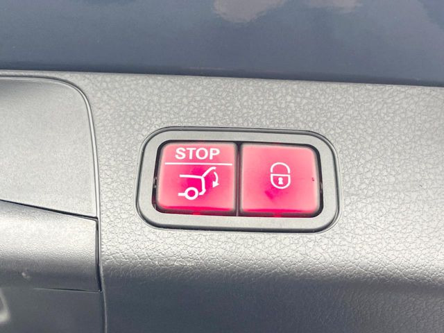 ���d�����A�Q�[�g:�����^�b�`�Ń��A�Q�[�g�̊J���ł��A�ו��Ȃǂŗ��肪�ǂ����Ă����Ԃł��ȒP�ɊJ���ł���֗��@�\�ł��B