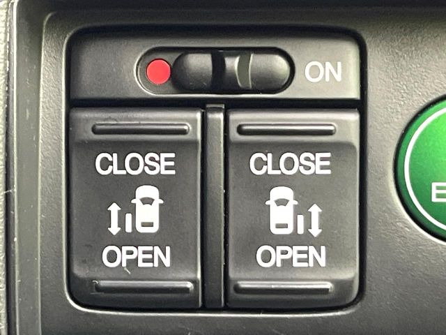 �y�����p���[�X���C�h�h�A�z�X�}�[�g�L�[��^�]�Ȃ̃X�C�b�`�Ō�ȗ����X���C�h�h�A�̊J���\���d��������͂����ăh�A���J����K�v�������A�����Ȃ��q�l�ł��ȒP�ɊJ���߂ł����K�ł���