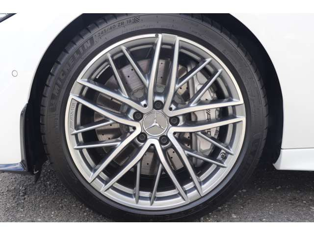 CクラスワゴンAMG C43 4マチック (BSG搭載モデル) 4WD