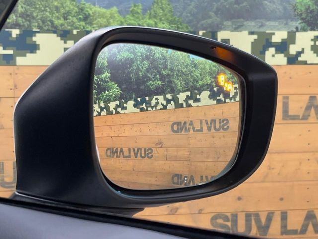 �y�u���C���h�X�|�b�g���j�^�����O�z���s���A�h�A�~���[�̎��p�ɂȂ�₷���ӏ��Ɍ㑱�Ԃ��ڋ߂���ƃT�C�h�~���[�t�߂Ɍx����\���A�h���C�o�[�ɒ��ӊ��N�����Ă���܂��B