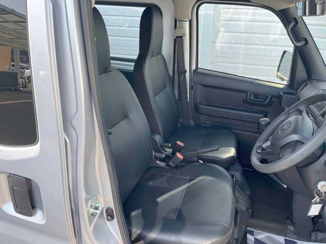 �^�]�ȃV�[�g���͎g�p�������Ȃ��A�ǍD�ȏ�ԂƂȂ��Ă��܂��B���J�Ɏg���Ă������Ƃ��悭�킩��܂��ˁB