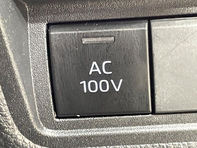 �y�A�N�Z�T���[�R���Z���g�z�L�����v��X�|�[�c�A�A�E�g�h�A�ł̃A�N�e�B�r�e�B�͂������A�ЊQ�E��d�̍ۂɏ����ɂ��Ȃ�AC100V�R���Z���g�𑕔���P�[�^�C��^�u���b�g�A�Q�[���@��̏[�d�ɂ���