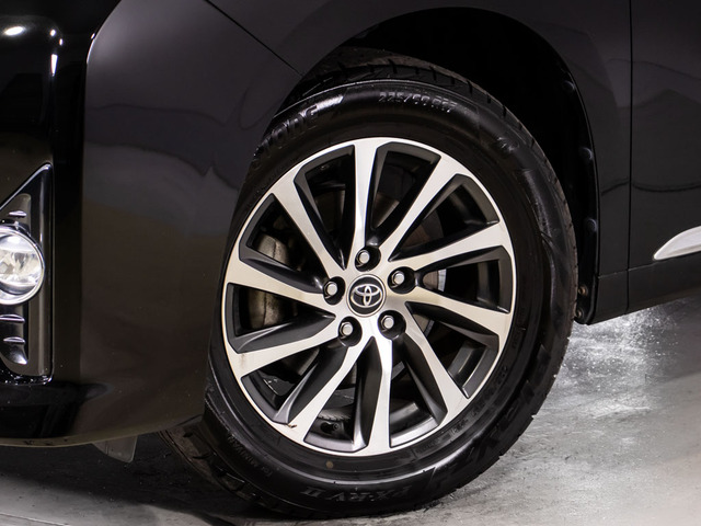 ★各種カスタム!★エアロ取付、社外アルミホイール換装承っております!