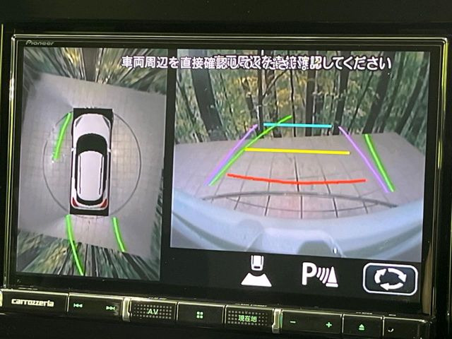 �y�S���ʃ��j�^�[�p�J�����z��p�̃J�����ɂ��A�ォ�猩���낵���悤�Ȏ��_��360�x�N���}�̎��͂��m�F���邱�Ƃ��ł��܂������p�������m�F���₷���A�����ꏊ�ł̐؂�Ԃ��⒓�Ԃ��X���[�Y�ɍs���܂��B