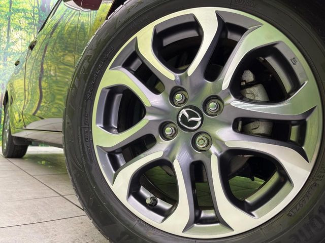 �y����16�C���`�A���~�z�C�[���z�O�ςɃ}�b�`���������A���~�z�C�[���𑕒����Ă���܂��B�e��ЊO�A���~�z�C�[����A�X�^�b�h���X�^�C�����戵�����Ă���܂��B���񂲑��k����������