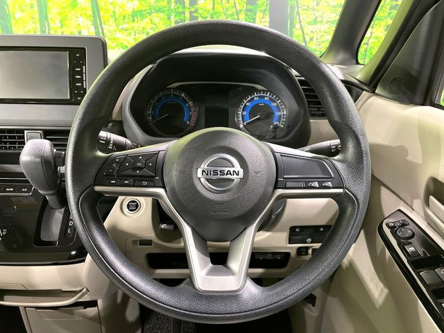 �y�X�e�A�����O�X�C�b�`�z�^�]���A�O������ڐ������炷���ƂȂ��A�I�[�f�B�I���̑��삪�\�ȕ֗��@�\!���S&���K�ȃh���C�u�����o���Ă���܂���