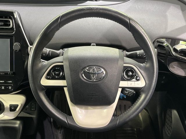 �y�����v�����X�e�A�����O�z�㎿�Ȋv���g�p���邱�ƂŁA��ɂ����������݂ƂĂ��^�]���₷���n���h���ł���