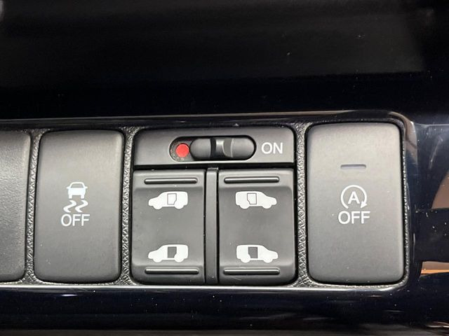 �y�����p���[�X���C�h�h�A�z�X�}�[�g�L�[��^�]�Ȃ̃X�C�b�`�Ō�ȗ����X���C�h�h�A�̊J���\���d��������͂����ăh�A���J����K�v�������A�����Ȃ��q�l�ł��ȒP�ɊJ���߂ł����K�ł���