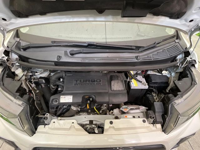 親切・丁寧な専門メカニックスタッフが応対!・車検・点検整備・事故等の修理などアフターサービスも安心。お車のカスタマイズもネクステージのサービススタッフまでご相談ください!