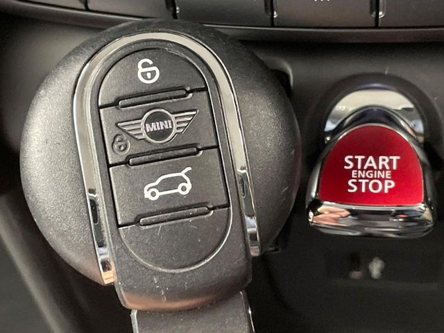 ���L�[���X�L�[:�X�}�[�g�L�[�����y���Ă��������ł��G���W���n�����ɃL�[���񂷓�����D�܂����������������l�C���������܂��B