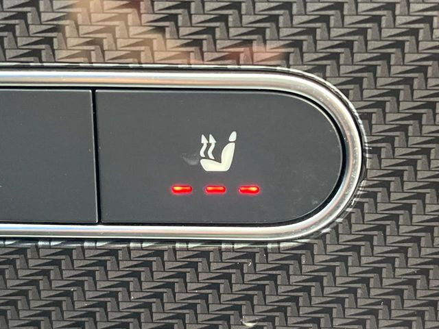 ���t�����g�V�[�g�q�[�e�B���O:�^�]�ȁE����ȋ��ɎO�i�K�Œ��߂��\�ȃV�[�g�q�[�^�[�𑕔����Ă���܂��B�G�߂��킸���K�ɂ��g�p���������܂��B