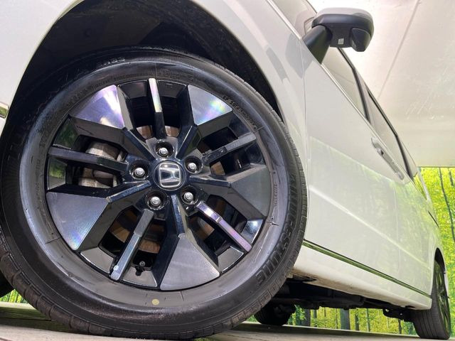 �y����16�C���`�A���~�z�C�[���z�O�ςɃ}�b�`���������A���~�z�C�[���𑕒����Ă���܂��B�e��ЊO�A���~�z�C�[����A�X�^�b�h���X�^�C�����戵�����Ă���܂��B���񂲑��k����������