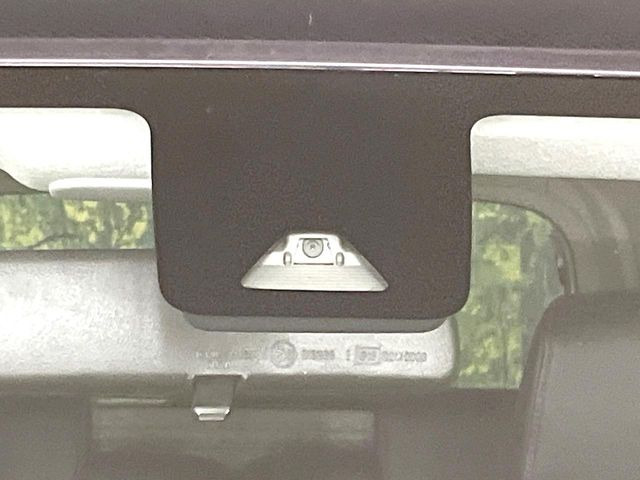 �y�X�}�[�g�A�V�X�g�z���s���ɑO���̎ԗ�����F�����A�Փ˂������Ȏ��͌x��ƃu���[�L�ŏՓˉ���Ɣ�Q�y�����A�V�X�g�B�����S�Ƀh���C�u�����y���݂��������܂��B