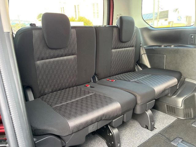 3��ڃV�[�g�͂�������ԗǍD����l�ł��������ƍ����Ē����܂��̂ŁA��l���ł̂��o���������N���N�ł��􂲉Ƒ��ŁA�C�̒m�ꂽ���ԂŁA�h���C�u�ɍs���̂��y���݂ł��ˁ�