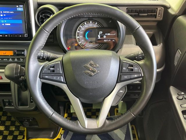 �y�����v�����X�e�A�����O�z�㎿�Ȋv���g�p���邱�ƂŁA��ɂ����������݂ƂĂ��^�]���₷���n���h���ł���