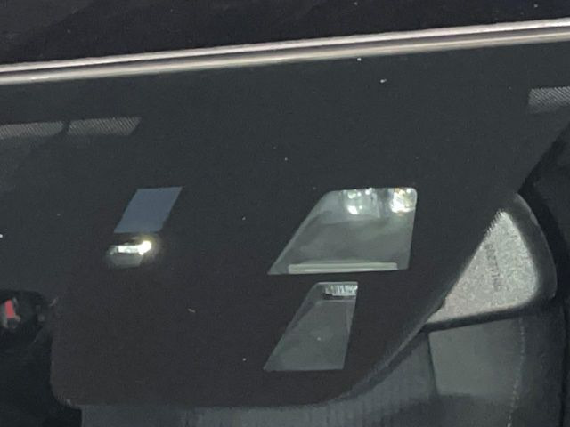 �y�X�}�[�g�V�e�B�u���[�L�T�|�[�g�z�ᑬ���s���ɑO���̎ԗ�����F�����A�Փ˂������Ȏ��͌x��ƃu���[�L�ŏՓˉ���Ɣ�Q�y�����A�V�X�g�B�����S�Ƀh���C�u�����y���݂��������܂��B